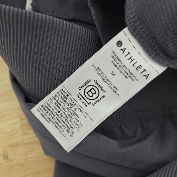 Athleta Brooklyn Ankle Pant Dusty Purple Womens Size 12 Straight Leg Casual - Picture 4 of 10